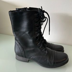 Steve Madden size 8 Boots